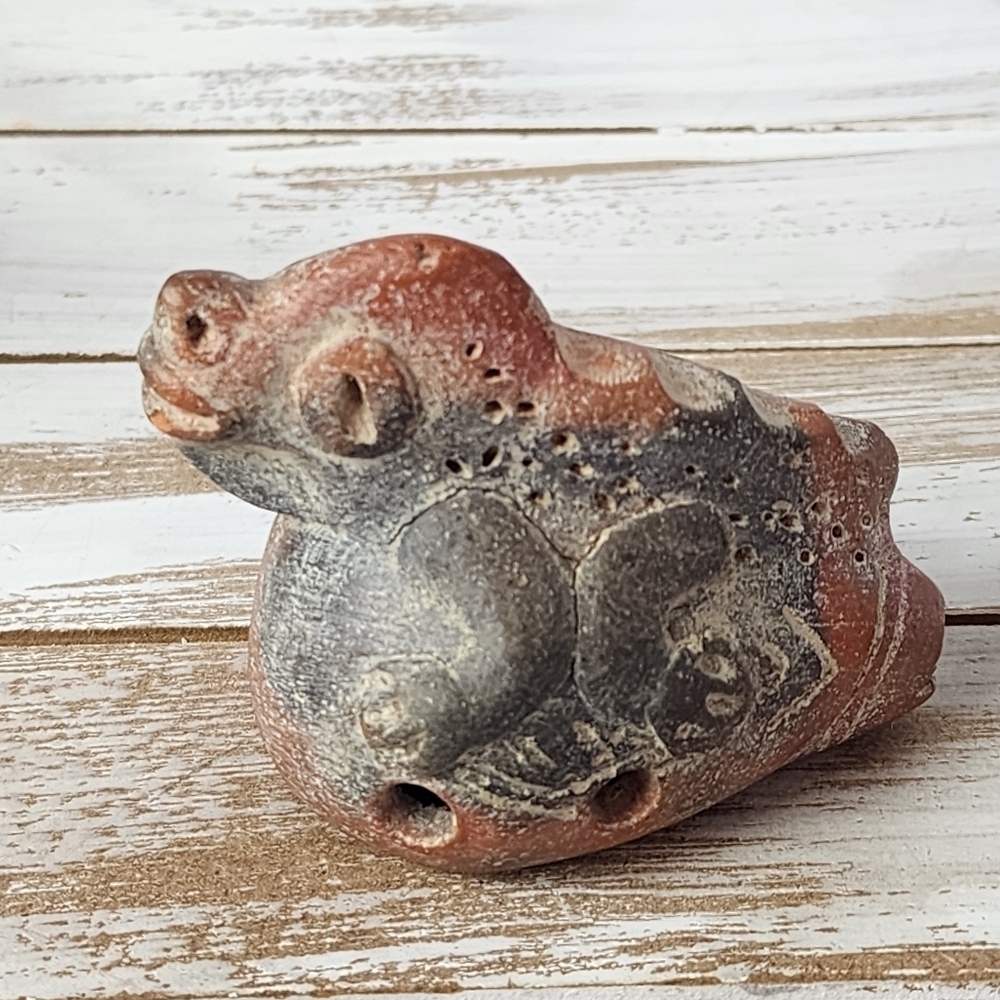 Vintage Iguana Ocarina whistle flute musicle 4 hole clay pottery